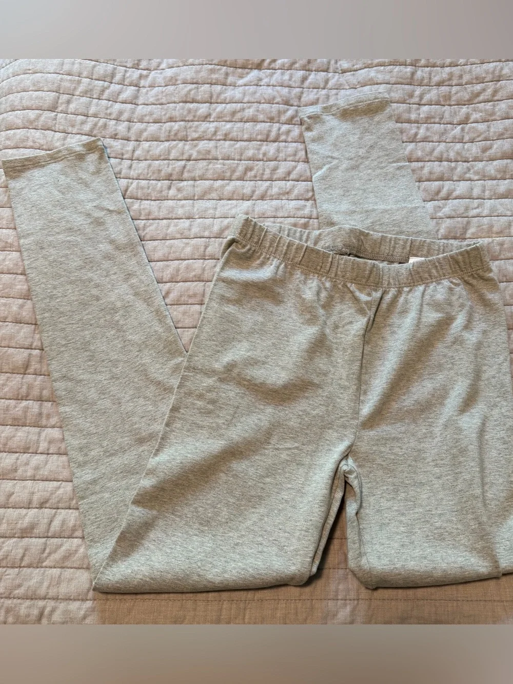 NWOT GAP Light Gray Full Length Leggings